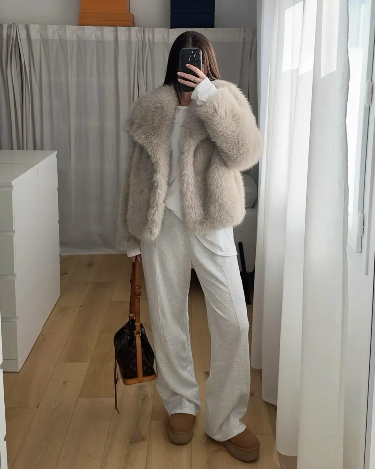 Asuna Faux Fur Jacket in Light Grey