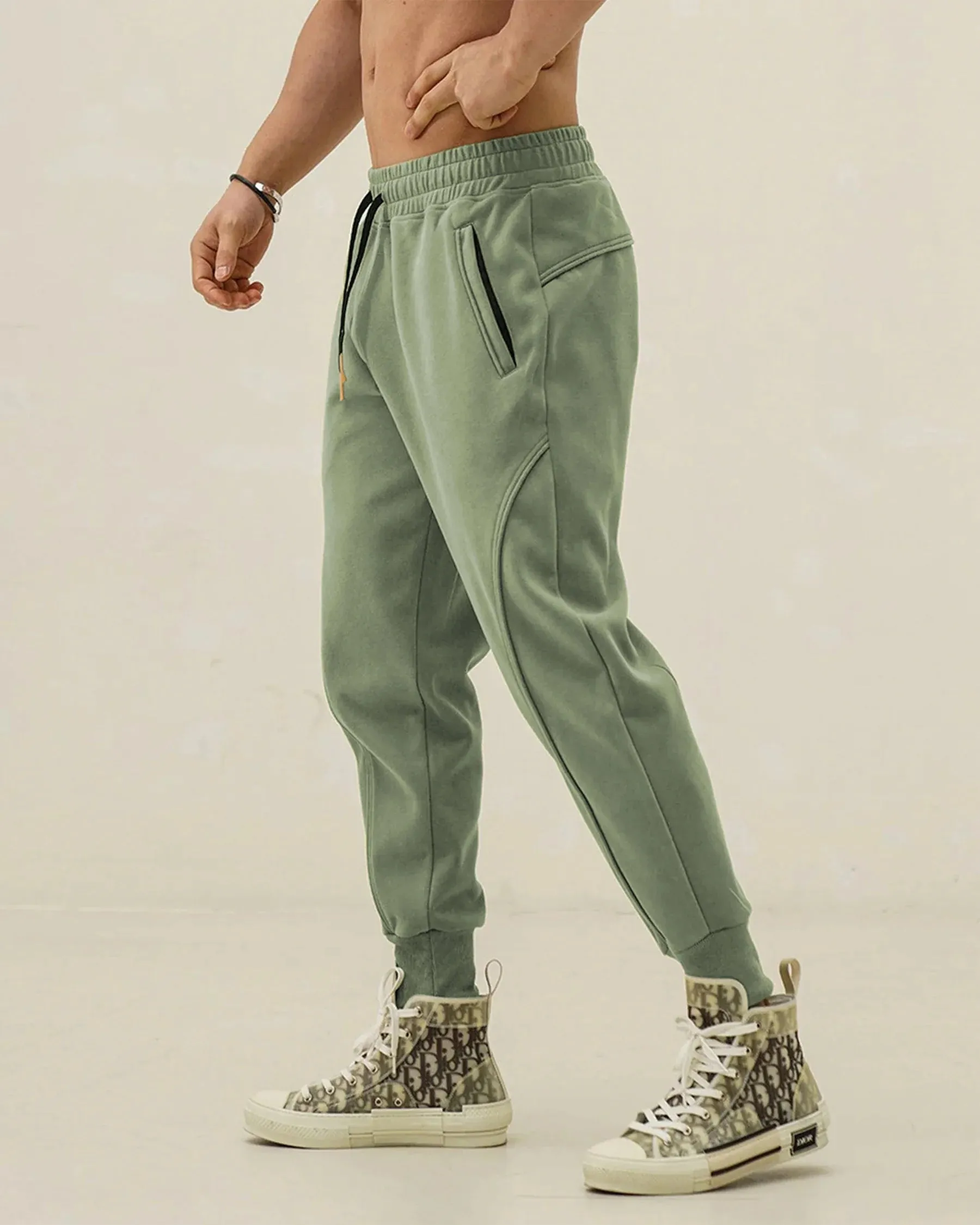 Kinetic Loose fit Sweatpant Jogger All Season Essential