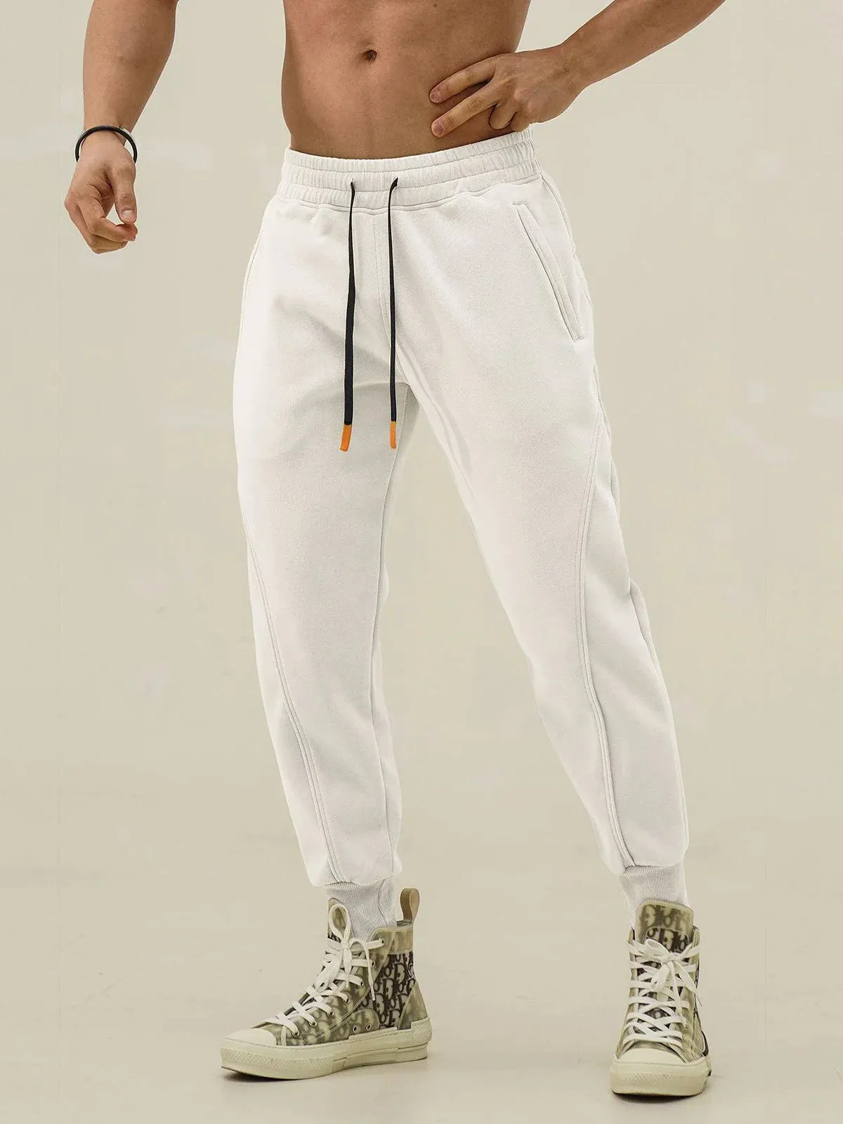 Kinetic Loose fit Sweatpant Jogger All Season Essential