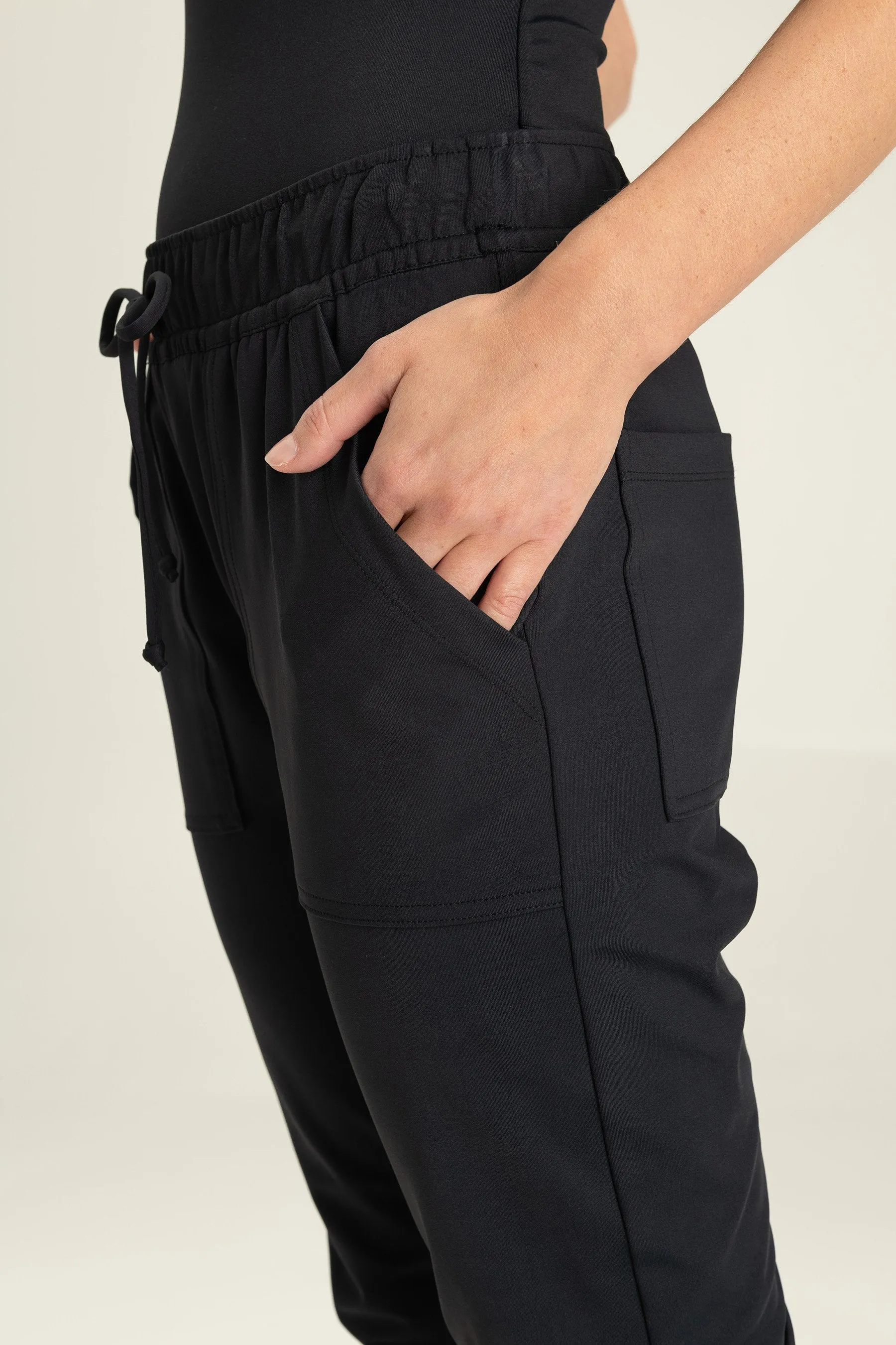 Move Jogger Pants