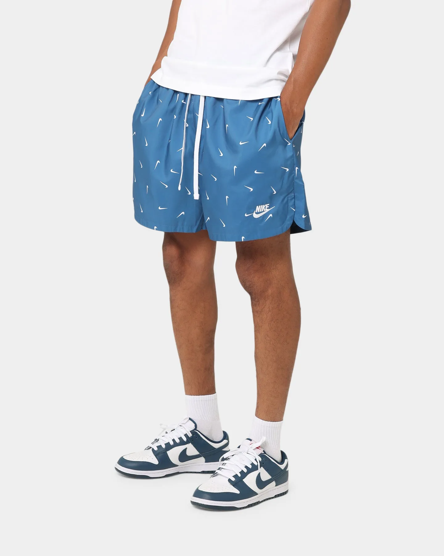 Nike Nike Sportswear Sport Essentials Woven Lined Flow Shorts Dark Marina Blue