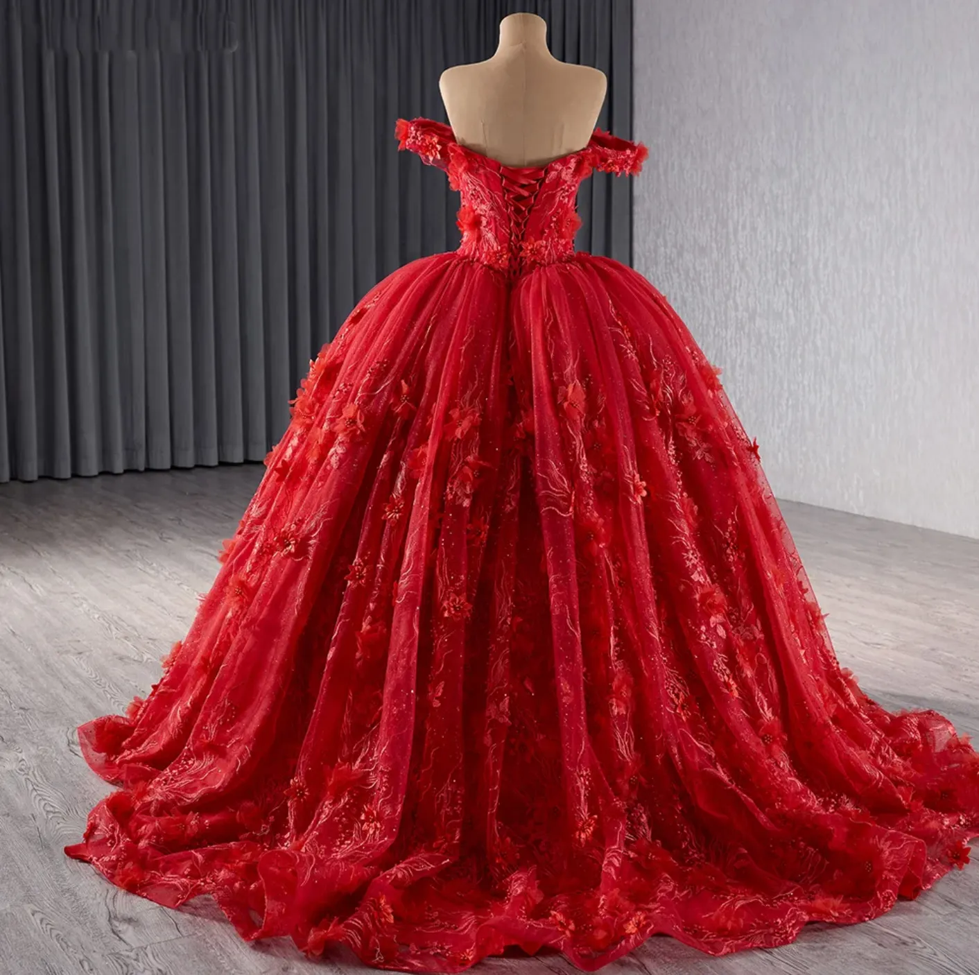 Red V-Neck Quinceañera Dress