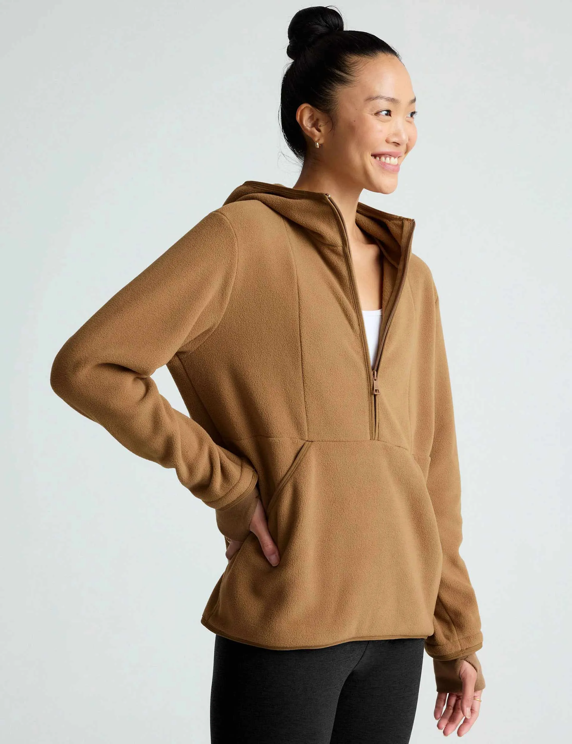 URBAN EXPLORER HALF ZIP PULLOVERDEEP TAN